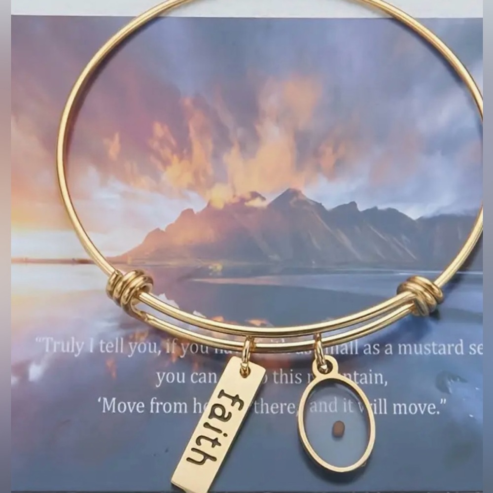 Gold style Faith Bangle Bracelet